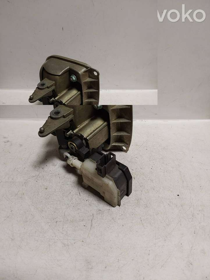 Seat Leon (1M) (1998 - 2006)  1M6827565F Ручка задней крышки