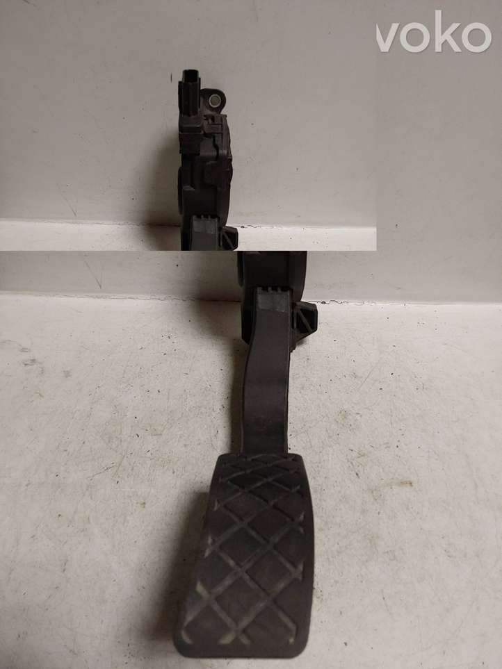 Audi A4 (2007 - 2011)  8K1723523 Педаль акселератора