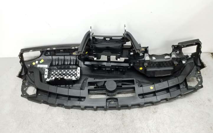 Audi A6 (2011 - 2014)  4G2857001 Панель