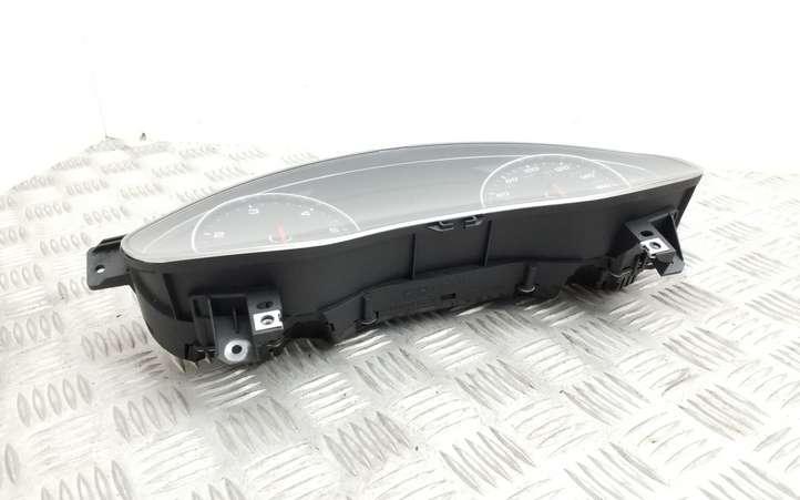 Audi A6 (2011 - 2014)  4G8920981C Спидометр (приборный щиток)