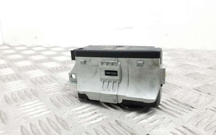 Audi A6 (2011 - 2014)  4H0905852B Замок руля