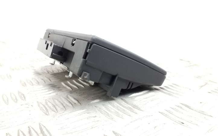 Audi A8 (2005 - 2007)  4E0919603E Экран/ дисплей / маленький экран