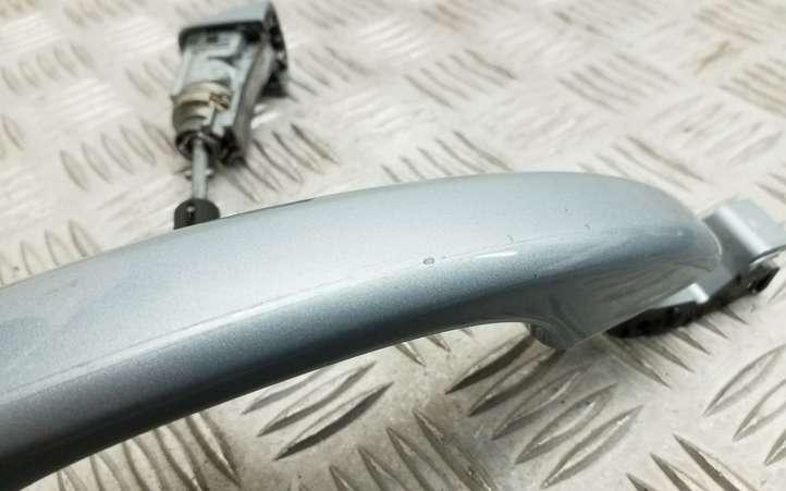 Audi A4 (2007 - 2011)  8T0837205A Наружная ручка