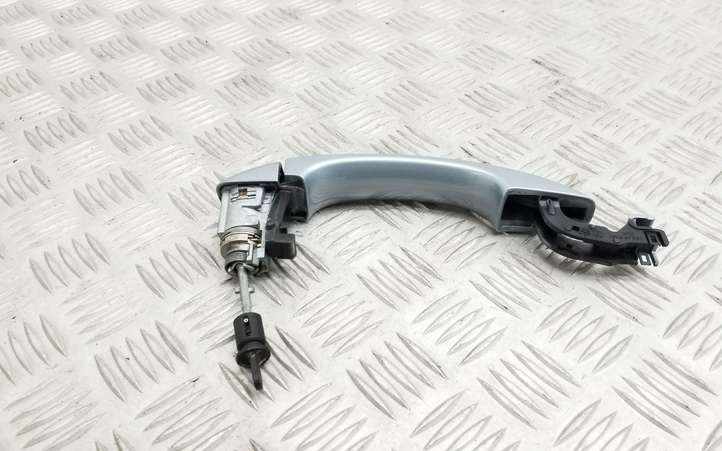 Audi A4 (2007 - 2011)  8T0837205A Наружная ручка