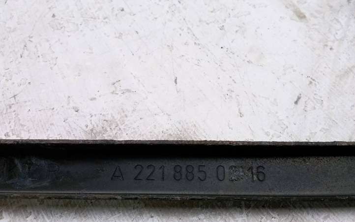Mercedes-Benz S W221 (2005 - 2013)  A2218850216 Держатель угловой части бампера (кронштейн)