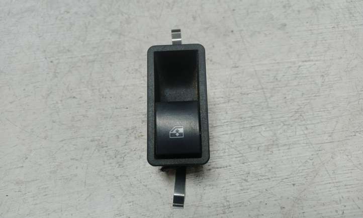 Opel Zafira (2003 - 2006)  13197131 Кнопка стеклоподъемников