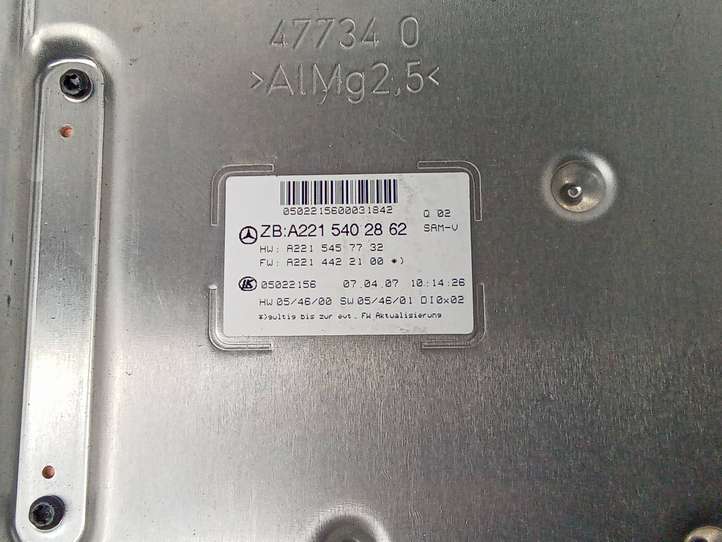 Mercedes-Benz S W221 (2005 - 2013)  A2215402862 Блок управления SAM