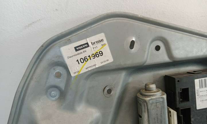Volvo S40 (2004 - 2007)  8679081RH Передний комплект электрического механизма для подъема окна