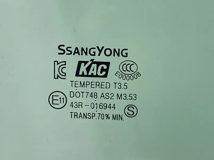SsangYong Korando (2017 - ) Стекло передней двери — фото 2