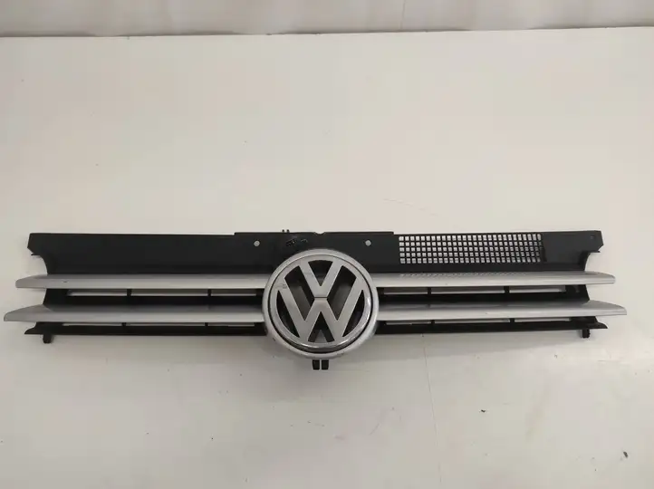 Volkswagen Golf IV (1998 - 2005) 1J0853651H Верхняя решетка радиатора — фото 1