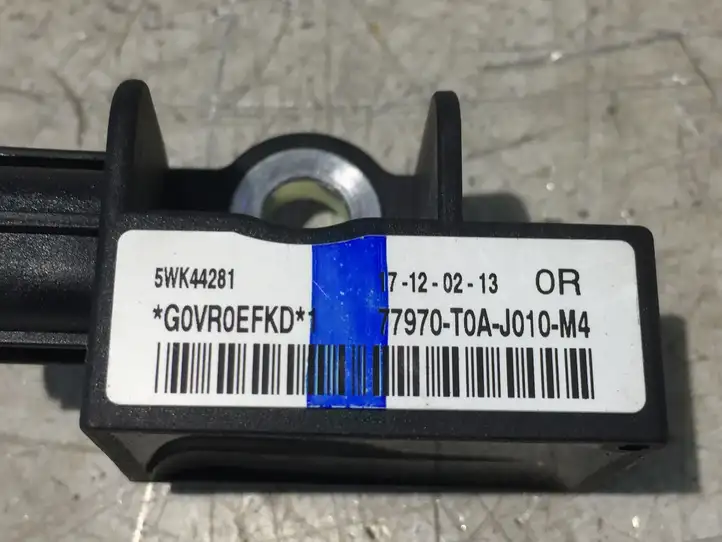 Honda Civic IX (2011 - 2017) 77970T0AJ010M4 Датчик удара SRS — фото 4