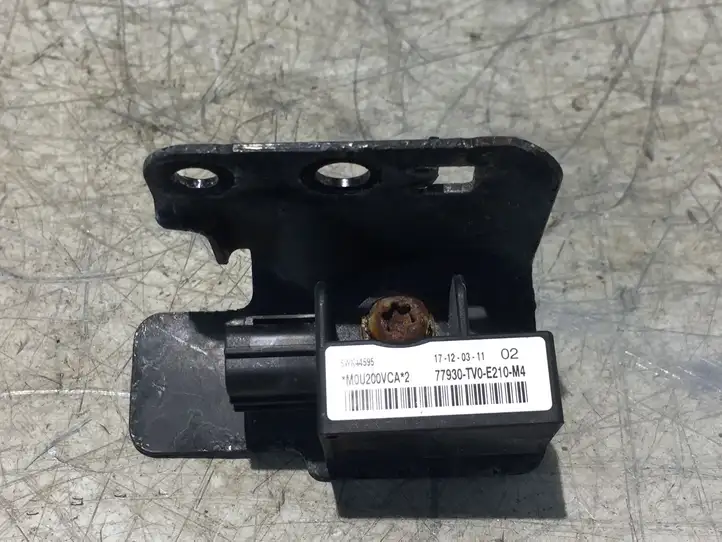 Honda Civic IX (2011 - 2017) 77930TV0E210M4 Датчик удара SRS — фото 1
