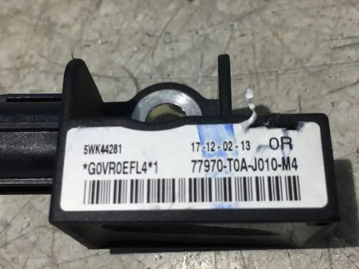 Honda Civic IX (2011 - 2017) 77970T0AJ010M4 Датчик удара SRS — фото 2