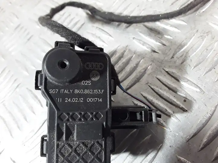 Audi Q5 SQ5 (2008 - 2012) 8K0862153F Привод замка крышки топливного бака — фото 6