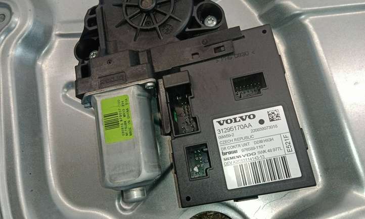 Volvo C30 (2010 - 2013)  8679979RH Передний комплект электрического механизма для подъема окна