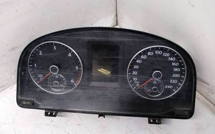 Volkswagen Caddy (2010 - 2015)  2K0920866A Спидометр (приборный щиток)
