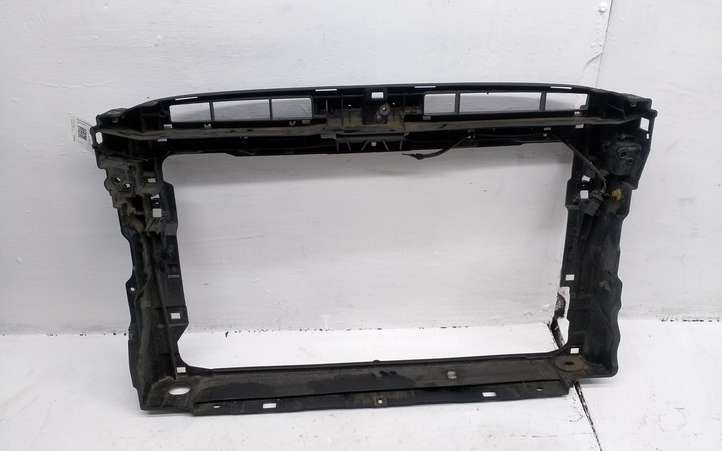 Volkswagen PASSAT B8 (2015 - )  3G0805588N Панель