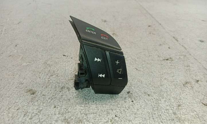 Volvo XC90 (2002 - 2006)  30710266 Кнопки рулевого колеса