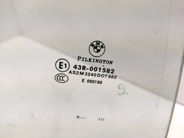 BMW 3 E90 E91 (2005 - 2012)  43R001582 Основное стекло задних дверей