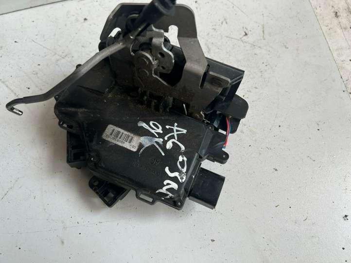 Audi A6 (2001 - 2004)  4B0839015G Замок задней двери
