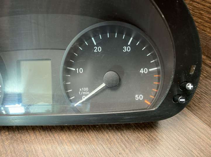 Mercedes-Benz Sprinter W906 (2006 - 2018)  9069002200 Спидометр (приборный щиток)