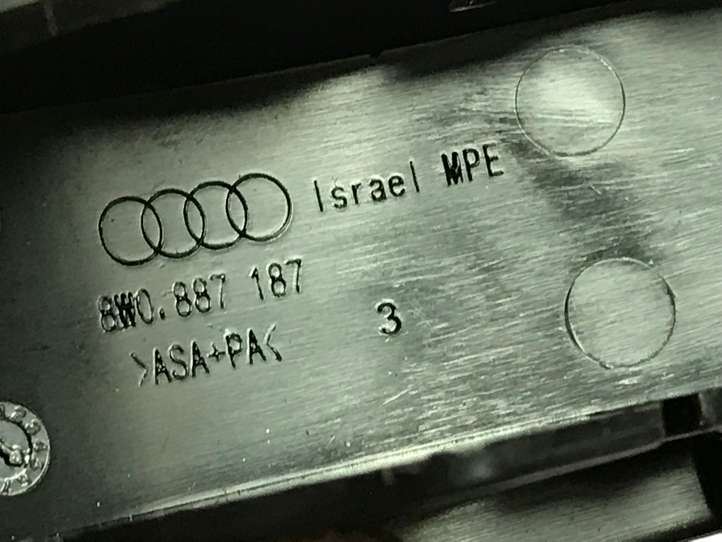 Audi A4 (2019 - )  8W0887233A Заглушка, крышка ISOFIX