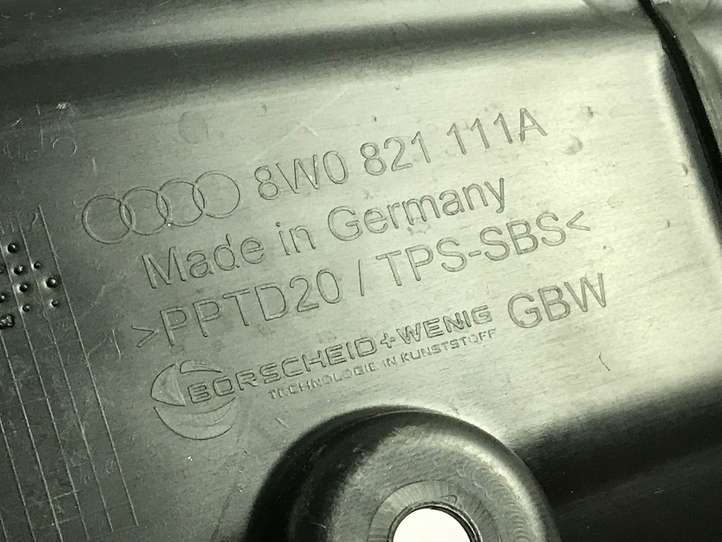 Audi A4 (2019 - )  8W0821111A Накладка на крыло