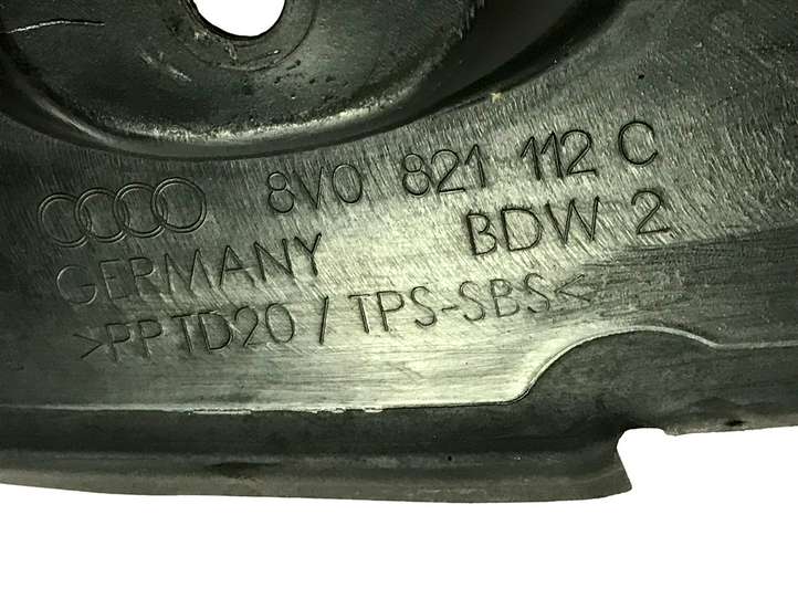 Audi A3/S3 8V (2012 - 2016)  8V0821112C Накладка на крыло