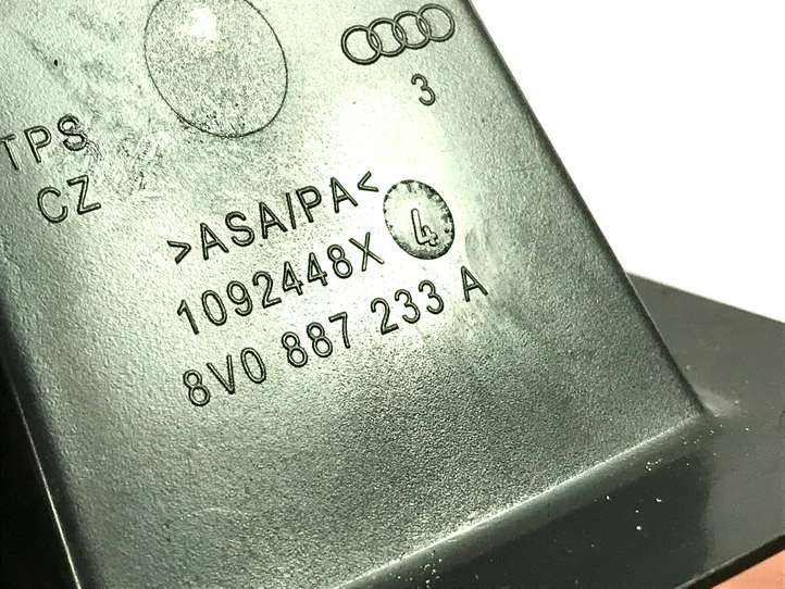 Audi A3/S3 8V (2012 - 2016)  8V0887233A Заглушка, крышка ISOFIX
