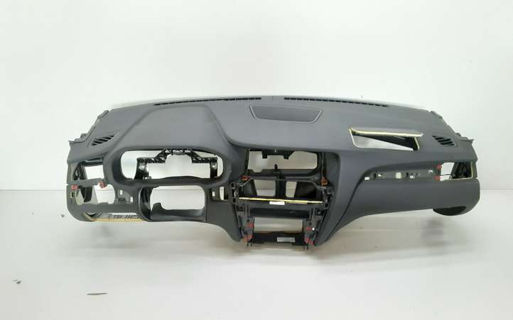 BMW X3 F25 (2010 - 2017)  58747401 Панель