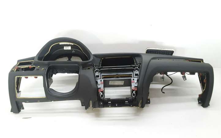 BMW X3 F25 (2010 - 2017)  58747401 Панель