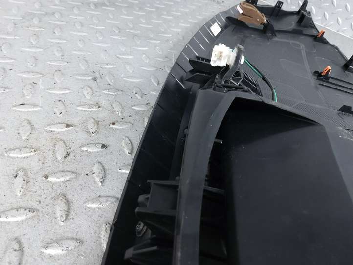 Toyota Yaris XP210 (2020 - )  55313K0090 Панель