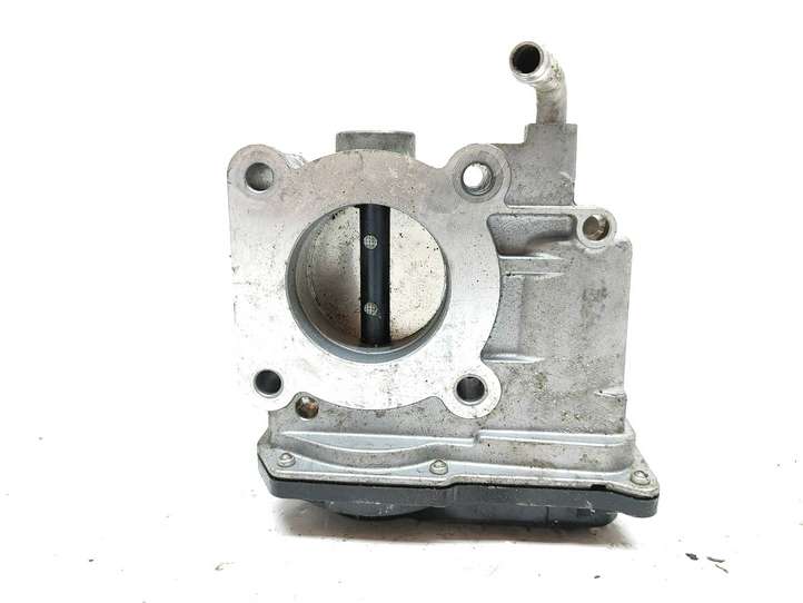 Toyota Yaris (2014 - 2019)  2203021030 Дроссельная заслонка