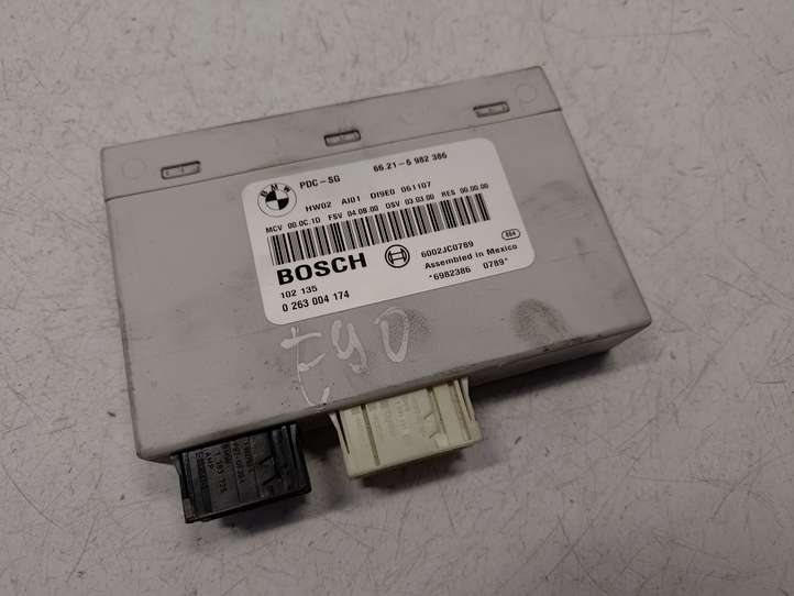 BMW 3 E90 E91 (2005 - 2012)  66206982386 Блок управления парковки
