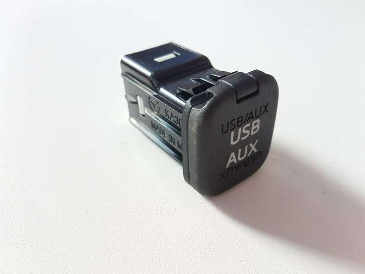 Mazda CX-5 (2012 - 2015)  KD45669U0 Разъем AUX