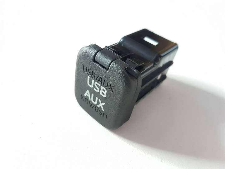 Mazda CX-5 (2012 - 2015)  KD45669U0 Разъем AUX