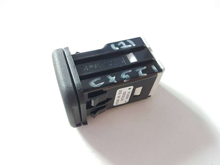 Mazda CX-5 (2012 - 2015)  KD45669U0 Разъем AUX