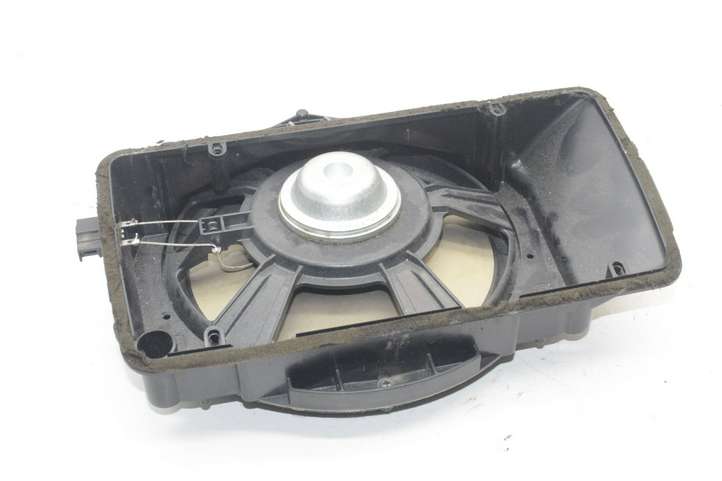 Audi A4 (2007 - 2011)  A1908013 Громкоговоритель низкой частоты