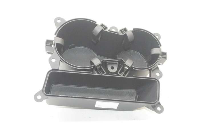 Audi A4 (2007 - 2011)  8K0862533 Передний держатель чашки