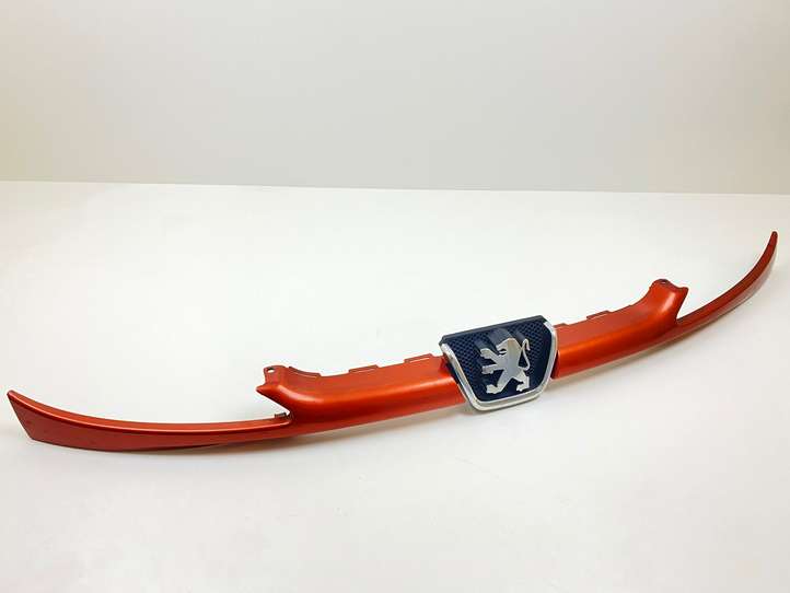 Peugeot 206 (1998 - 2012)  9628688677 Передняя решётка