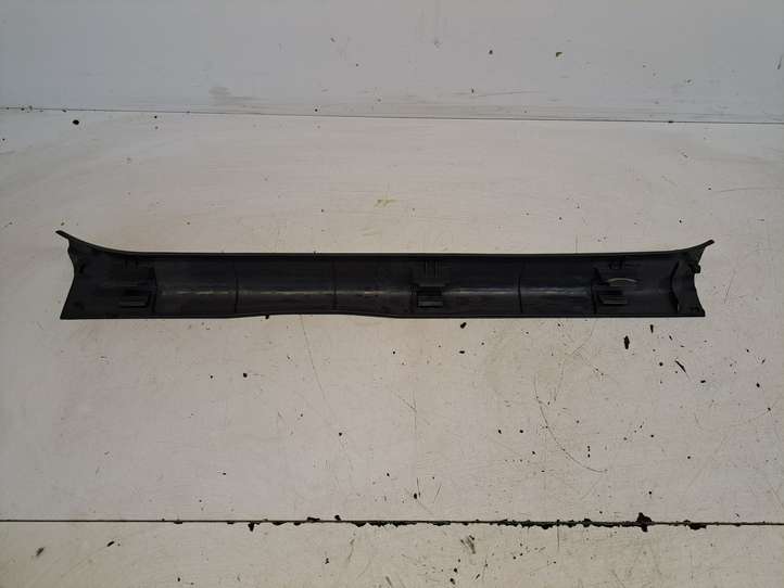 Toyota Prius (XW20) (2003 - 2009)  6791347020 Отделка переднего порога (внутренняя)
