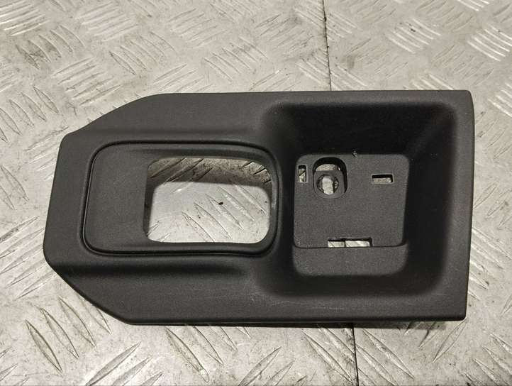 Dodge Ram (2008 - )  1WD59TRM  Крышка ручки задней двери