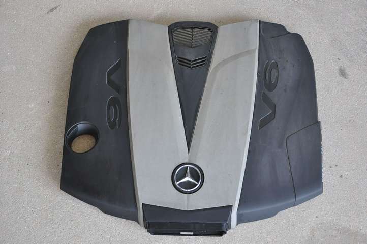 Mercedes-Benz E W212 (2009 - 2016)  A6420106467 Крышка двигателя (отделка)