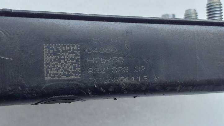 Mini One Cooper F56 F55 (2012 - 2022)  9321023 Узел подключения плюсовых проводов