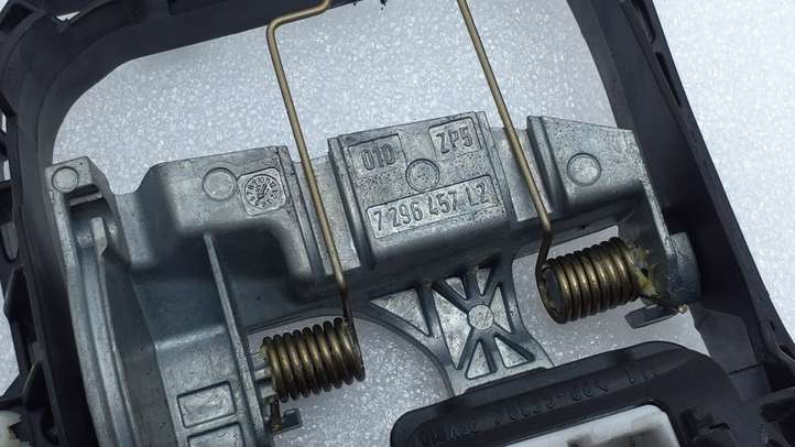 Mini One Cooper F56 F55 (2012 - 2022)  7296457 Кронштейн