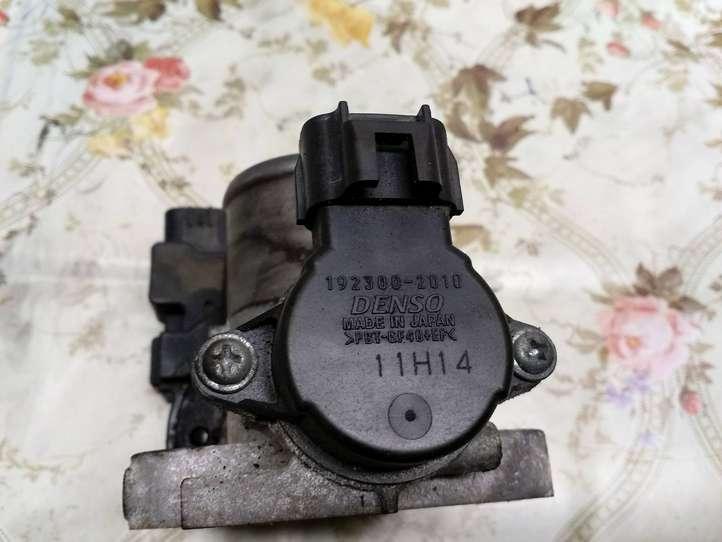Toyota Corolla E120 E130 (2004 - 2007)  1923002010 Дроссельная заслонка