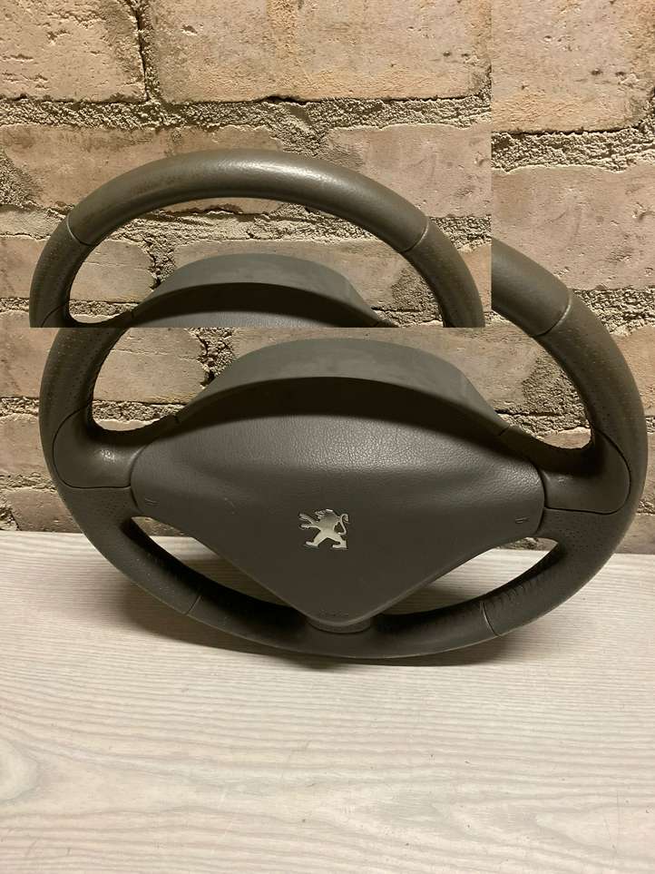 Peugeot 207 (2006 - 2009)  45724575 Руль