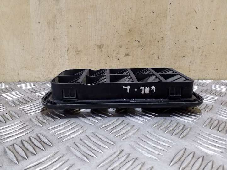 Audi A8 (2010 - 2014)  4E0819181C Вентиляционная решётка