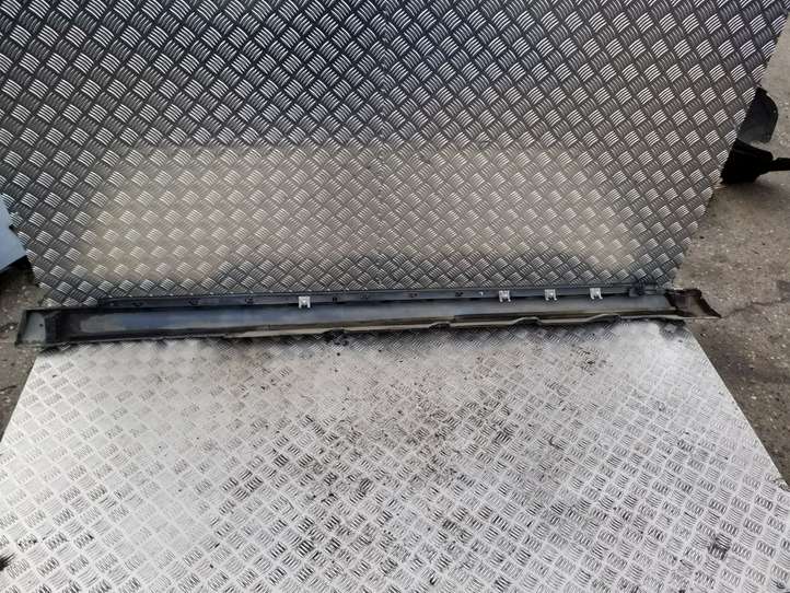 Audi A8 (2010 - 2014)  4H0853859E Порог