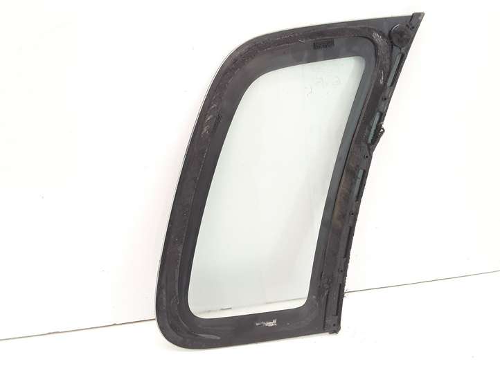 Suzuki Ignis (2000 - 2003)  43R004709 Заднее боковое стекло кузова